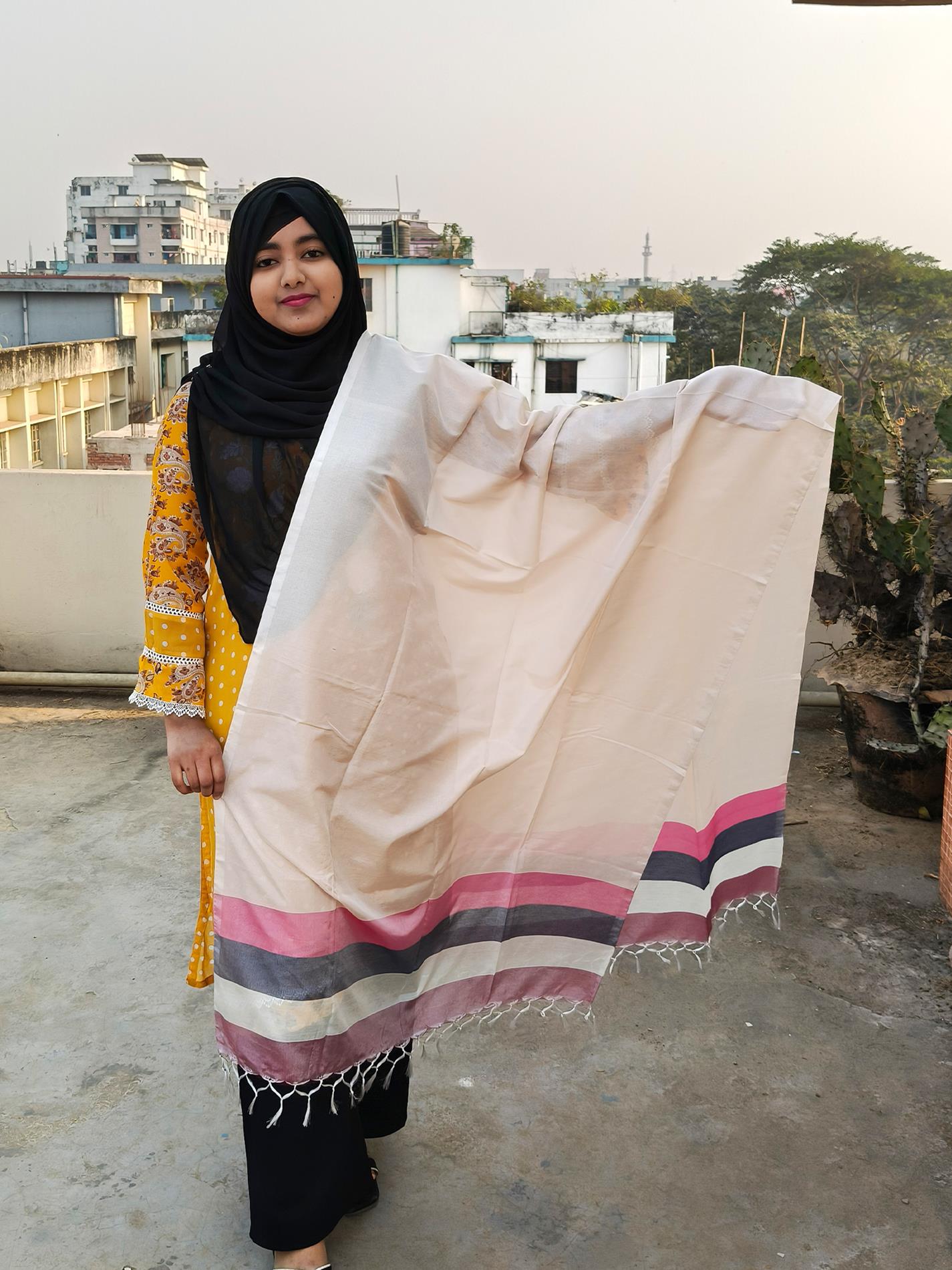 Joysree Silk Orna | জয়শ্রী সিল্ক ওড়না (LGJ037)